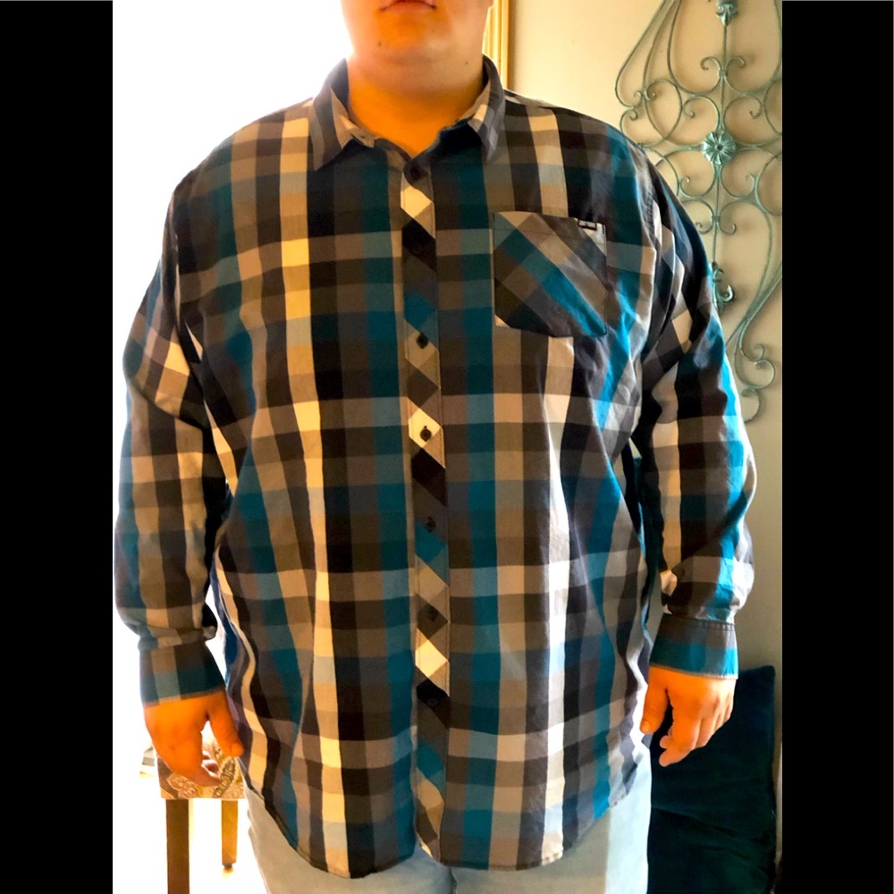 Men’s white, black & blue button up dress shirt.